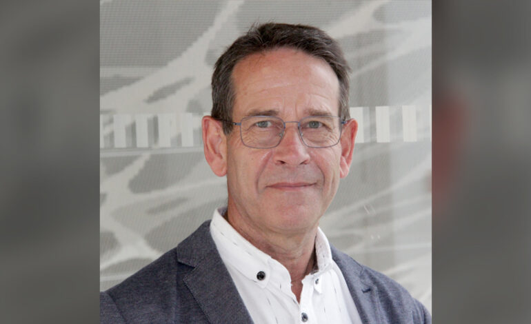 Saviez-vous que notre tempérament était en partie lié à nos gènes et à ce qu’il se passe dans notre cerveau ? C’est ce que le professeur Bernard Sablonnière, médecin biologiste, professeur émérite de biochimie et de biologie moléculaire à l’université de Lille et chercheur à l’Institut national de la santé et de la recherche médicale (Inserm), démontre dans son livre*. Il y explique également l’influence de la grossesse sur la construction de la personnalité de l’enfant.