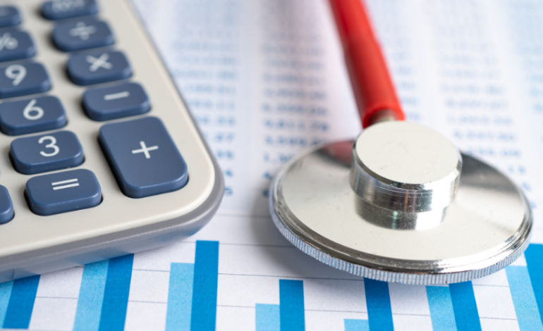 L'exécutif veut limiter certains remboursements effectués par l’Assurance maladie pour faire des économies. Une décision controversée.